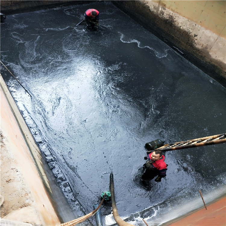 布拖废水池清理