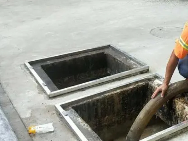 布拖化粪池清理